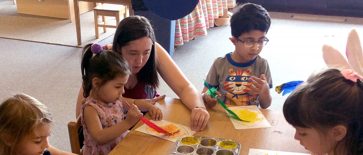 Seton student teacher working with preschool students