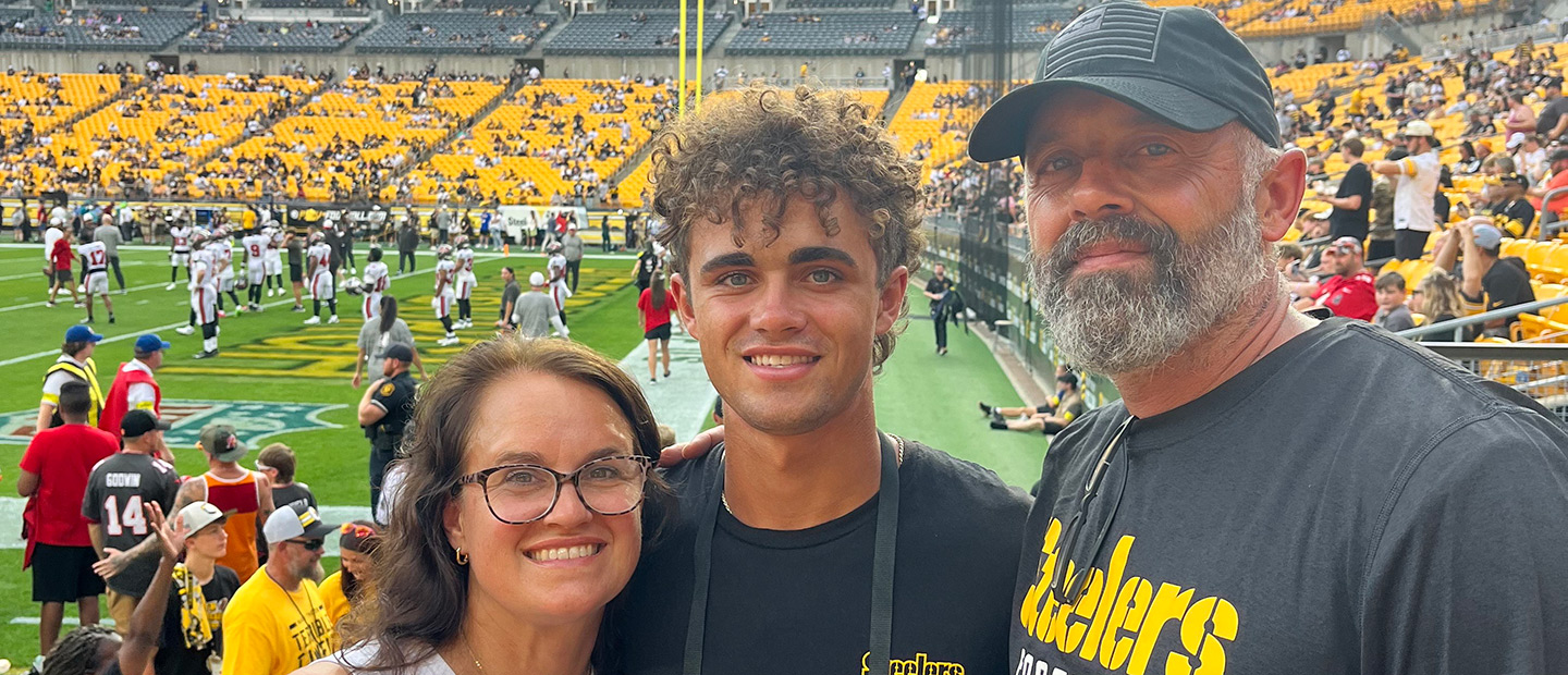 Griffins Gone Black & Gold: Seton Hill Students Intern with Pittsburgh Steelers