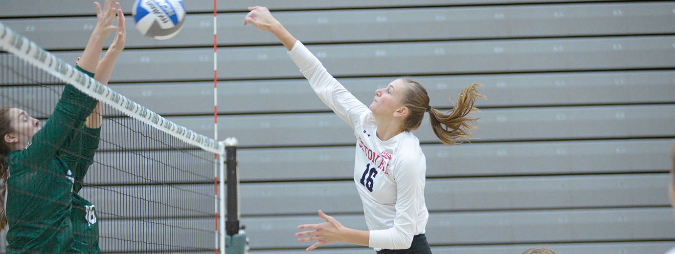 Catie Flohr Named PSAC West Freshman of the Year in Volleyball