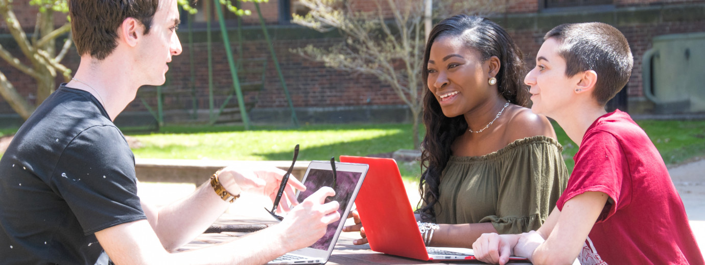 Seton Hill University Named an Apple Distinguished School for 2022-2025